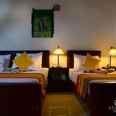 Aeon Hotel Tissamaharama Exteriér fotografie